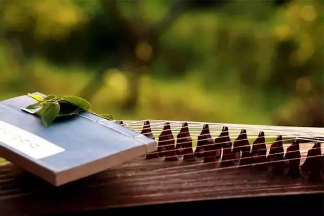 The Instrumental Positioning and Cultural Authenticity of the Chinese Zither