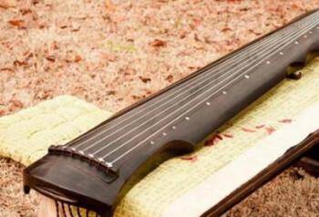 Cheap Guqin Also Has Its Charm