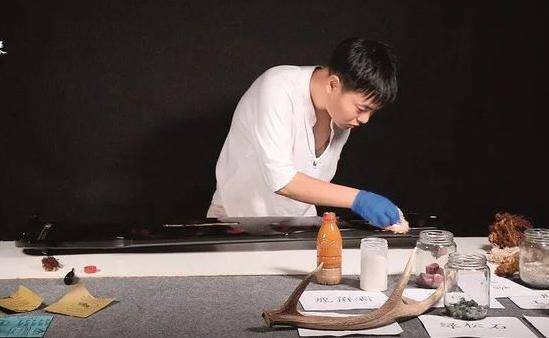 Buying a Guqin: Material and Craftsmanship Determine the Quality of Sound