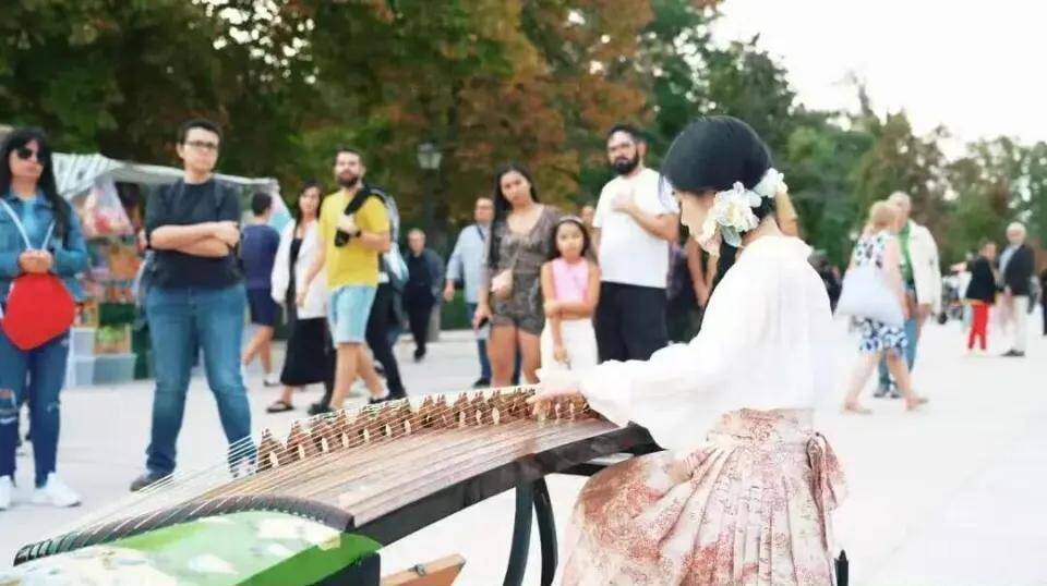 多伦多古筝销售：在本土市场奏响文化新声